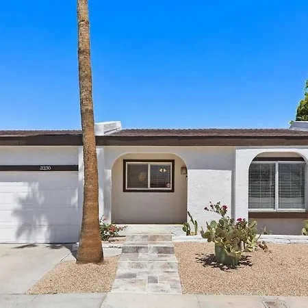 Amazing Serenity Vacation Home W/Heated Pool & Spa Palm Springs Exterior photo