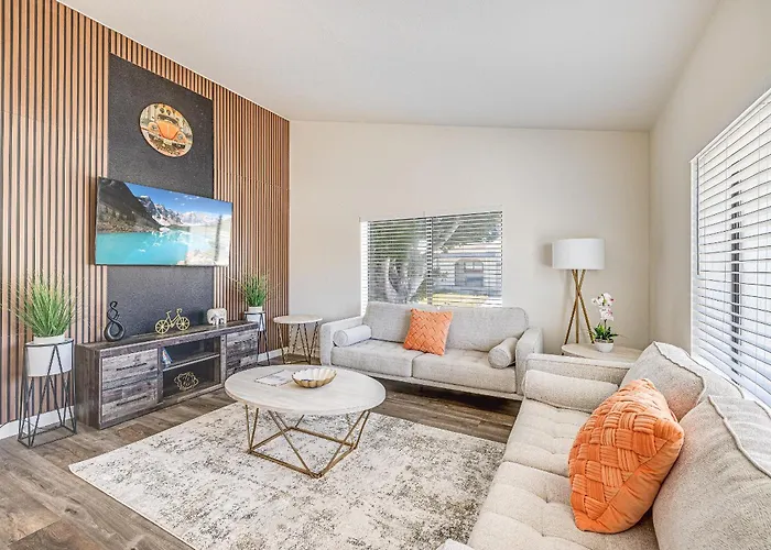 Amazing Serenity Vacation Home W/Heated Pool & Spa
