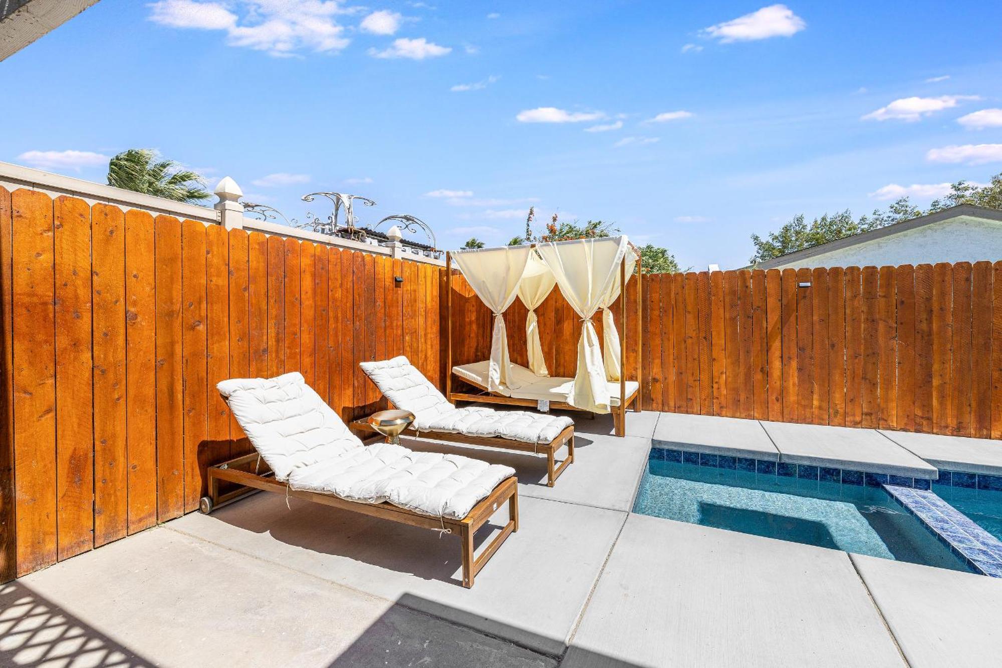 Amazing Serenity Vacation W/heated Pool & *
